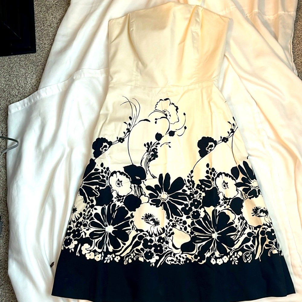 NEW Ann Taylor strapless floral dress, size 6